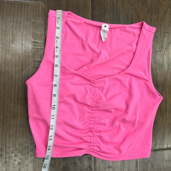 Yogalicious Cropped Top - Picture 7 of 9